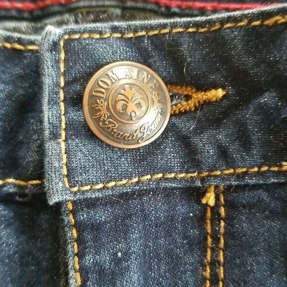 Domaine Brand Jean Shorts - Picture 3 of 8